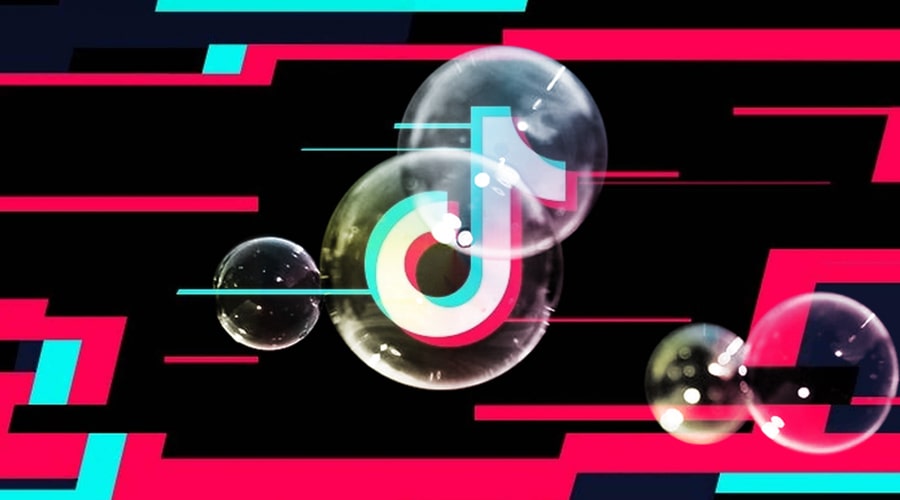 Логотип ТикТок в мыльных пузырях